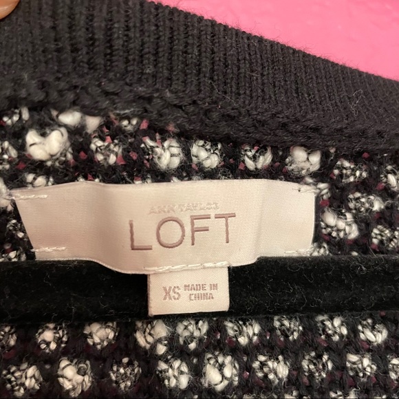 Black & White Speckled Sweater - Picture 3 of 4